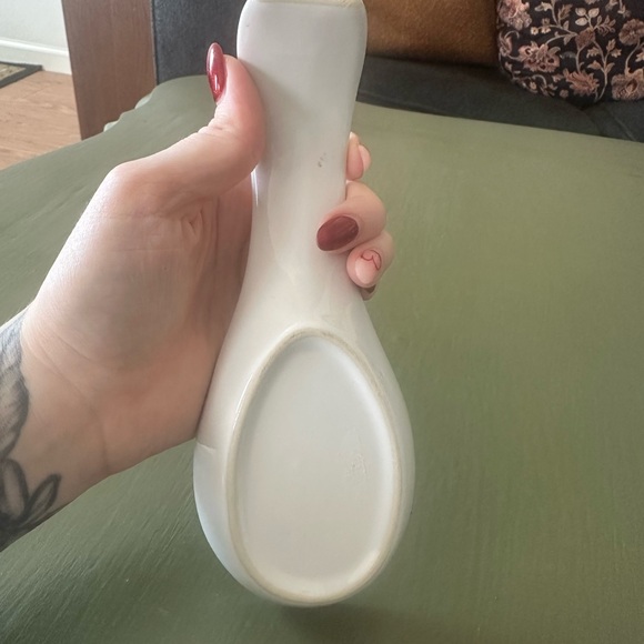 Vintage White Ceramic Spoon Rest with Goose Design - Picture 3 of 4